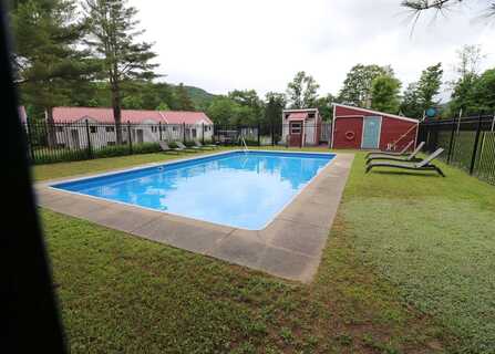 79 Huckleberry Lane, Warren, VT 05674