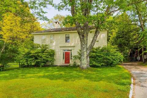 4 Quechee Road, Hartland, VT 05048