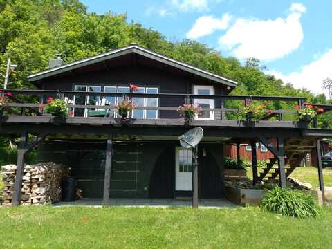 311 Wightman Hill Road, Richford, VT 05476