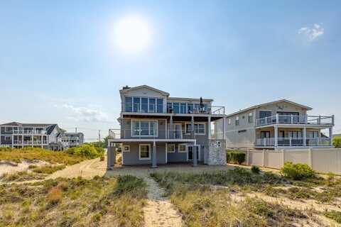 9 Merrimac Street, Seabrook, NH 03874