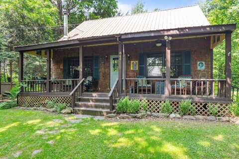 408 Blackwoods Road, Franklin, VT 05457