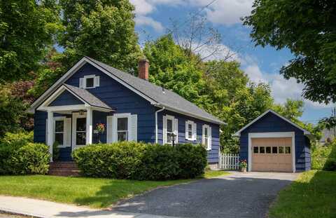 414 Spring Street, Saint Johnsbury, VT 05819