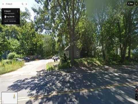 37 Library Street, Hudson, NH 03051