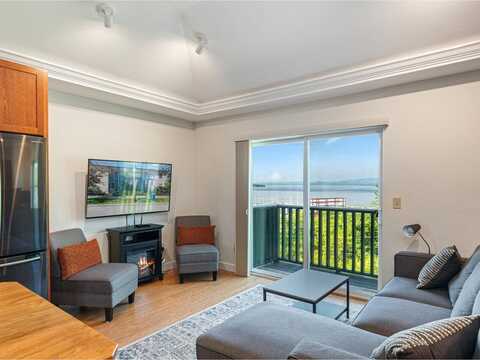 71 North Avenue, Burlington, VT 05401