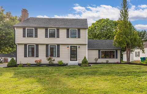 2 Locke Road, Hampton, NH 03842