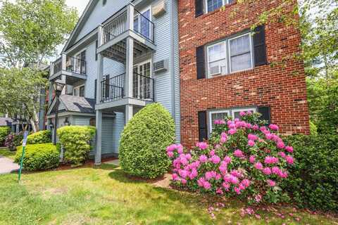 11 Northbrook Drive, Manchester, NH 03102