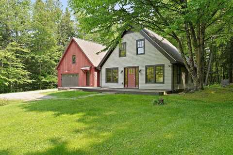 447 Village Woods Road, Waitsfield, VT 05673
