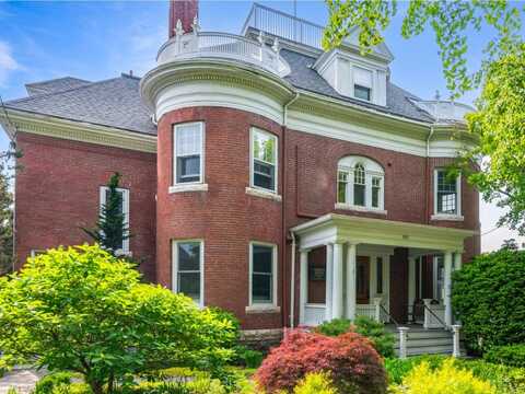 283 South Union Street, Burlington, VT 05401