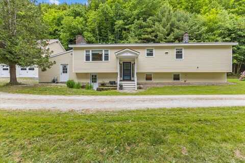 89 Catella Road, Essex, VT 05452