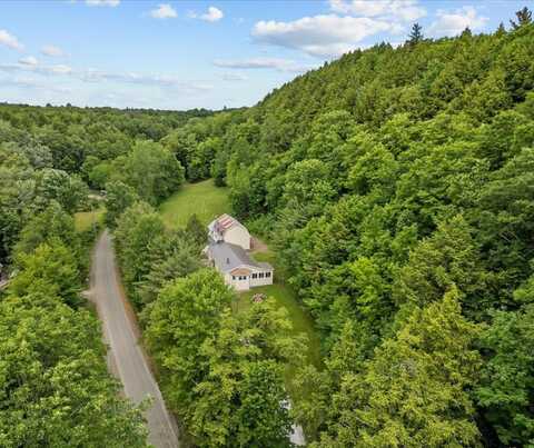 89 Catella Road, Essex, VT 05452