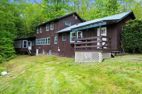 135 Governor Peck Road, Jericho, VT 05465