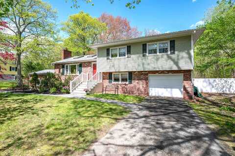 44 Keyes Hill Road, Pelham, NH 03076