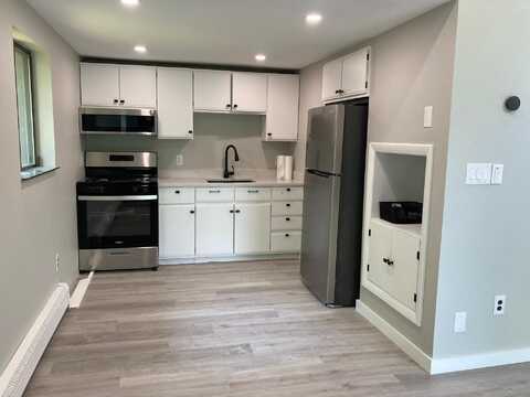 22 Appenvel Way, Madison, NH 03849