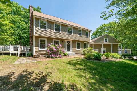 78 Hitching Post Lane, Bedford, NH 03110