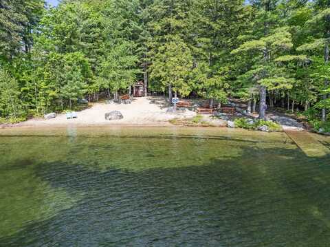 56 Old Hubbard Road, Meredith, NH 03253