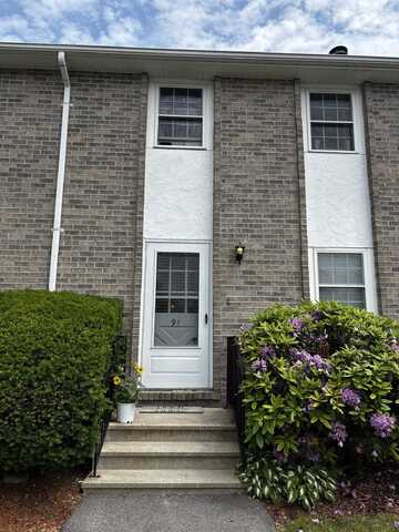 91 Fieldstone Drive, Londonderry, NH 03053