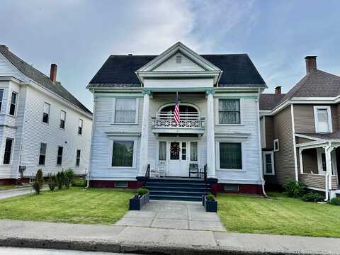 51 Maple Street, Lyndon, VT 05851