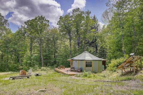 2554 Hurricane Mountain Road, Conway, NH 03813