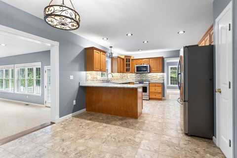 114 Byam Road, New Boston, NH 03070