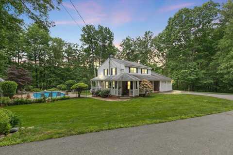 12 Mockingbird Lane, Kingston, NH 03848