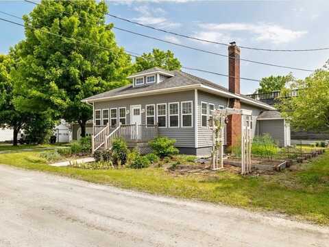 16 Depot Street, Enosburg Falls, VT 05450