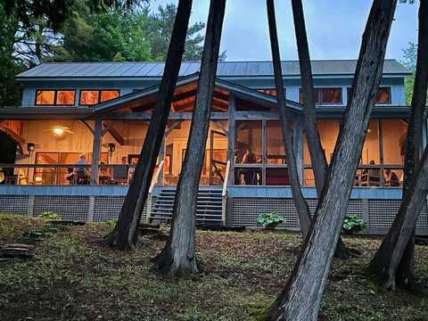 2130 Button Bay Road, Ferrisburgh, VT 05456