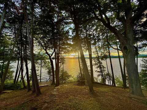 2130 Button Bay Road, Ferrisburgh, VT 05456
