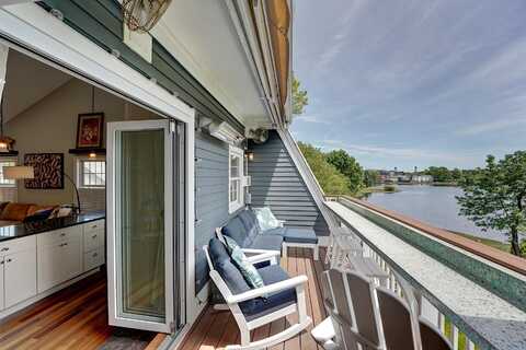 130 Dennett Street, Portsmouth, NH 03801