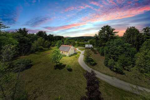 64 Pleasant View Road, Bradford, NH 03221