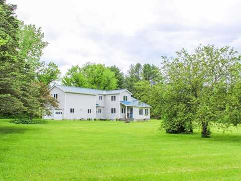 11 Wheeler Lane, Richmond, VT 05477