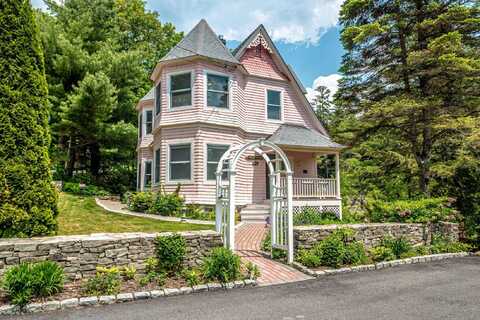 42 Carter Notch Road, Jackson, NH 03846