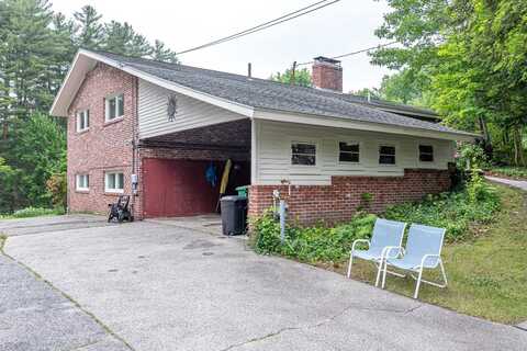 28 New Searles Road, Nashua, NH 03062