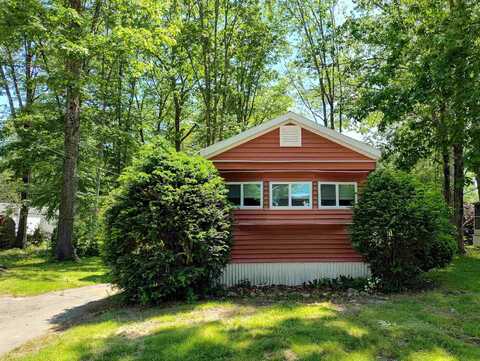 218 Robinhood Drive, Exeter, NH 03833