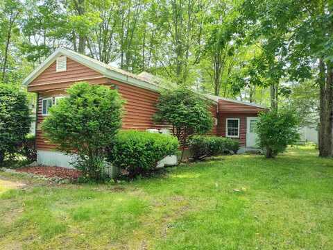 218 Robinhood Drive, Exeter, NH 03833