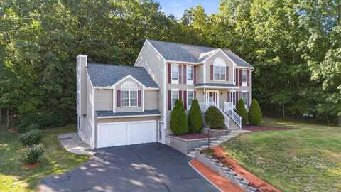 7 Partridge Circle, Salem, NH 03079