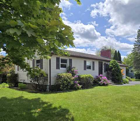 9 Mariette Drive, Portsmouth, NH 03801