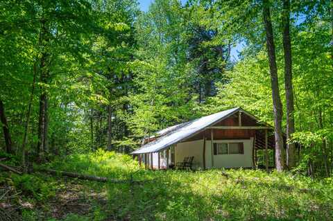 100 Dorr Fitch Road, Dover, VT 05356