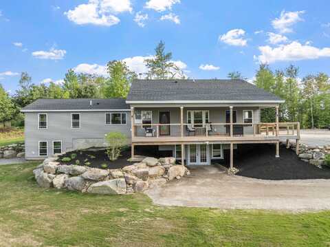 92 Flagg Road, Loudon, NH 03307