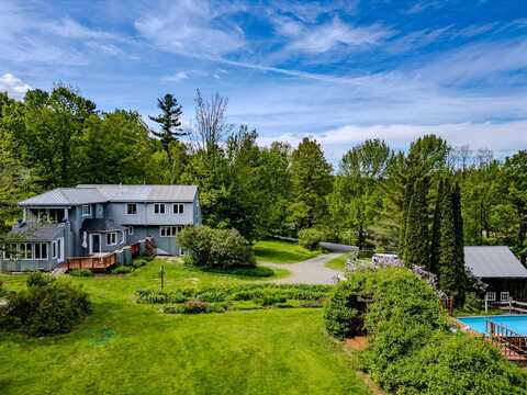 121 Dover Hill Road, Dover, VT 05341