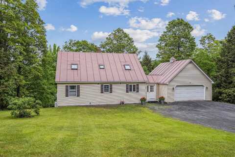 530 West Road, Barnard, VT 05031