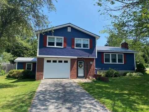 15 Vernon Avenue, Rochester, NH 03867