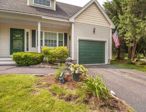 10 Sherwood Road, Raymond, NH 03077