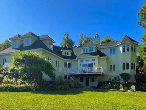 32 Merrill Road, Campton, NH 03223