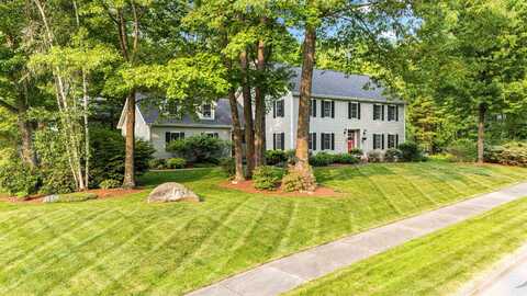 24 Lida Drive, Essex, VT 05452