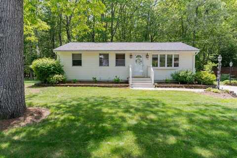 25 Spruce Drive, Dover, NH 03820