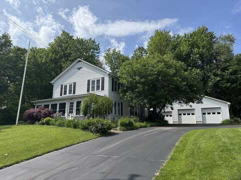 28 Cascade Street, Essex Junction, VT 05452