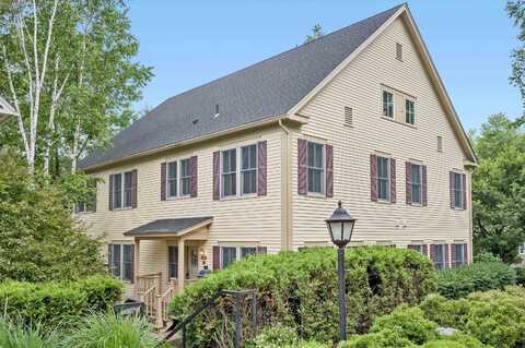 170 Depot Street, Stowe, VT 05672