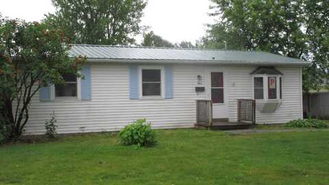3 Finn Avenue, Saint Albans, VT 05478