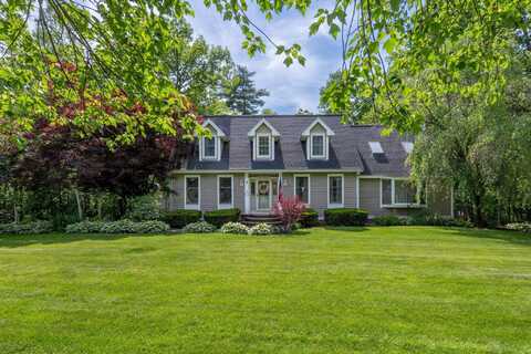 8 Kestrel Lane, Hudson, NH 03051