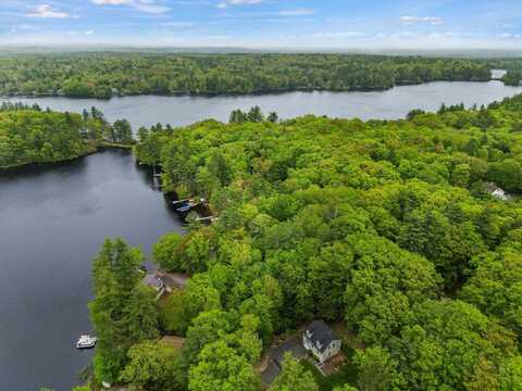 38 Rocky Point Road, Barrington, NH 03825